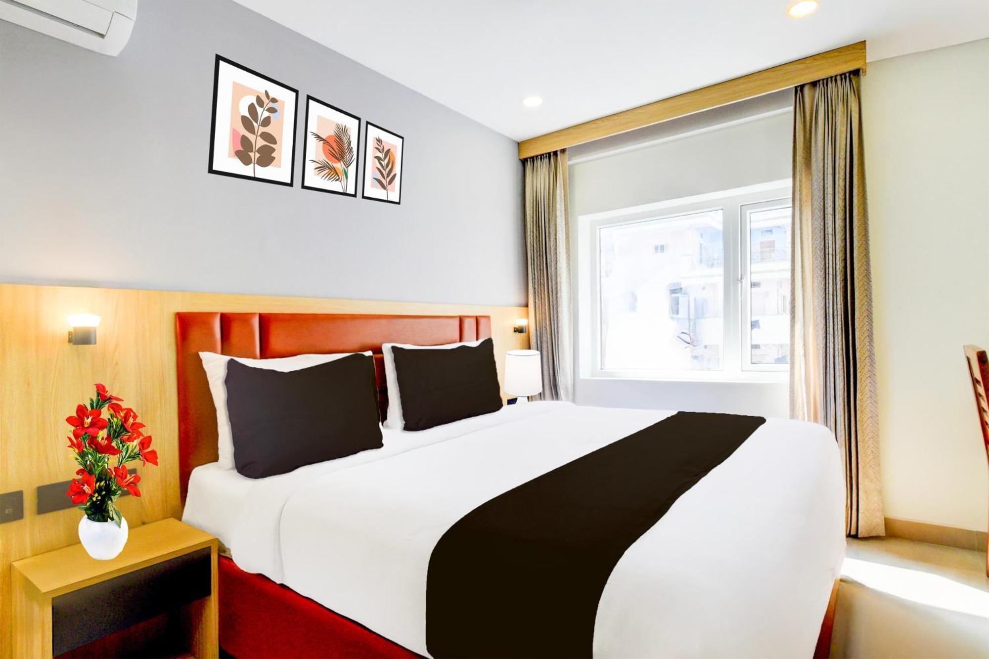 Townhouse Aarav Business Hotel Hyderabad Exterior foto